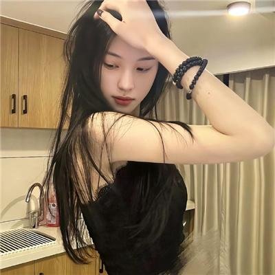 八年